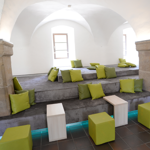 St. Johannisstift Paderborn Elterntreff Innenarchitektur helle freude